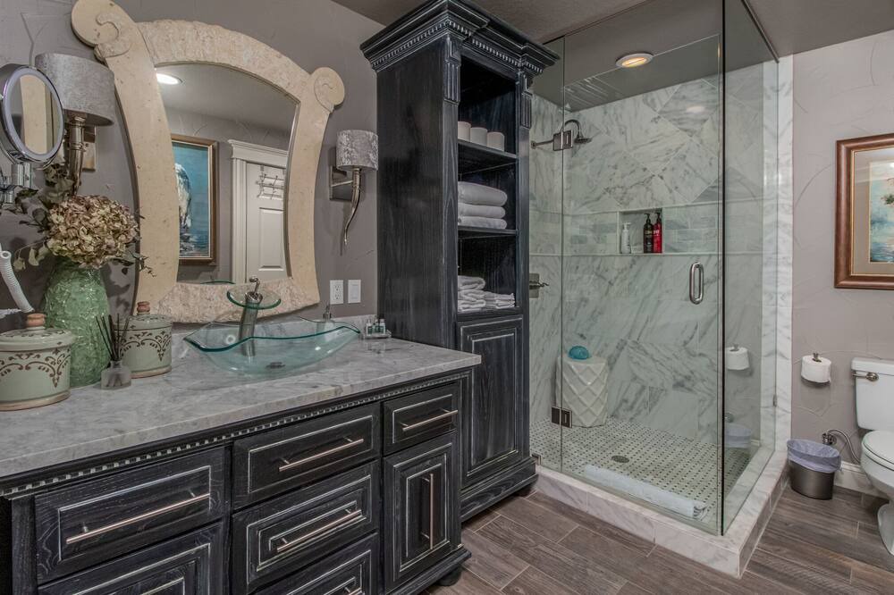 Photo of Bathroom in Gordonville
