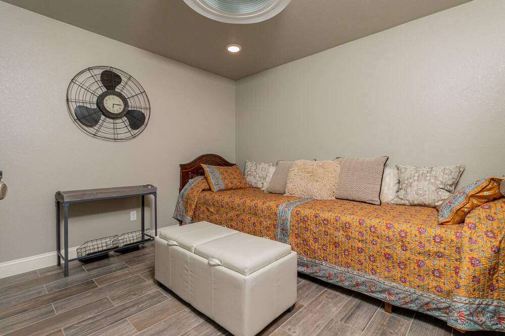 Photo of Livingroom in Gordonville
