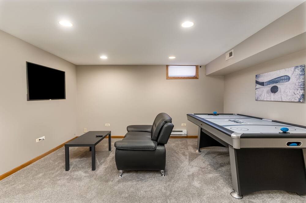 Photo of Bedroom in Itasca