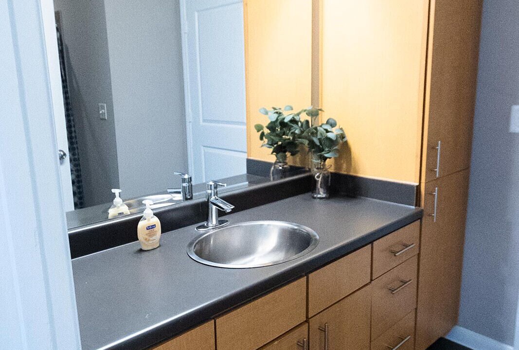 Photo of Bathroom in Greenway Plaza-Upper Kirby