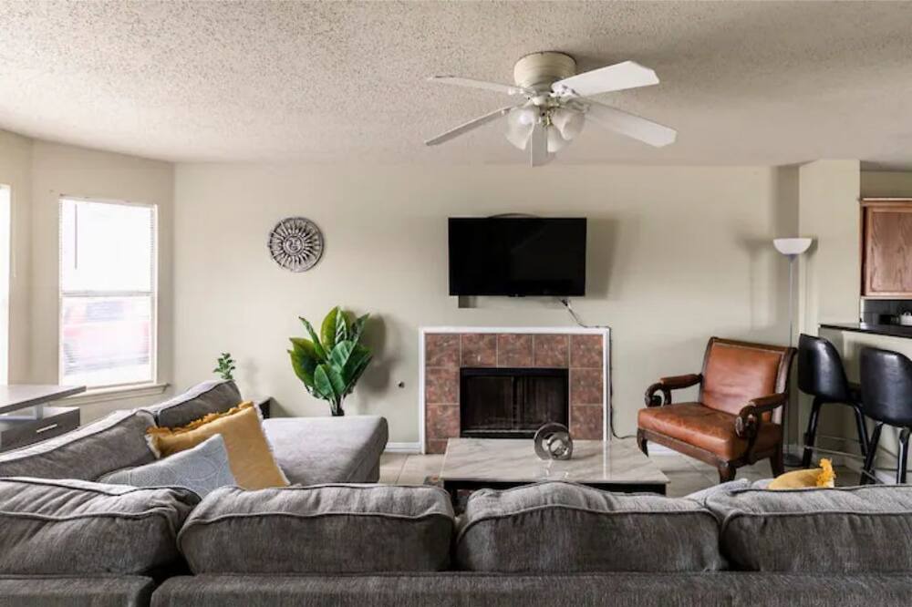 Photo of Livingroom in Dallas