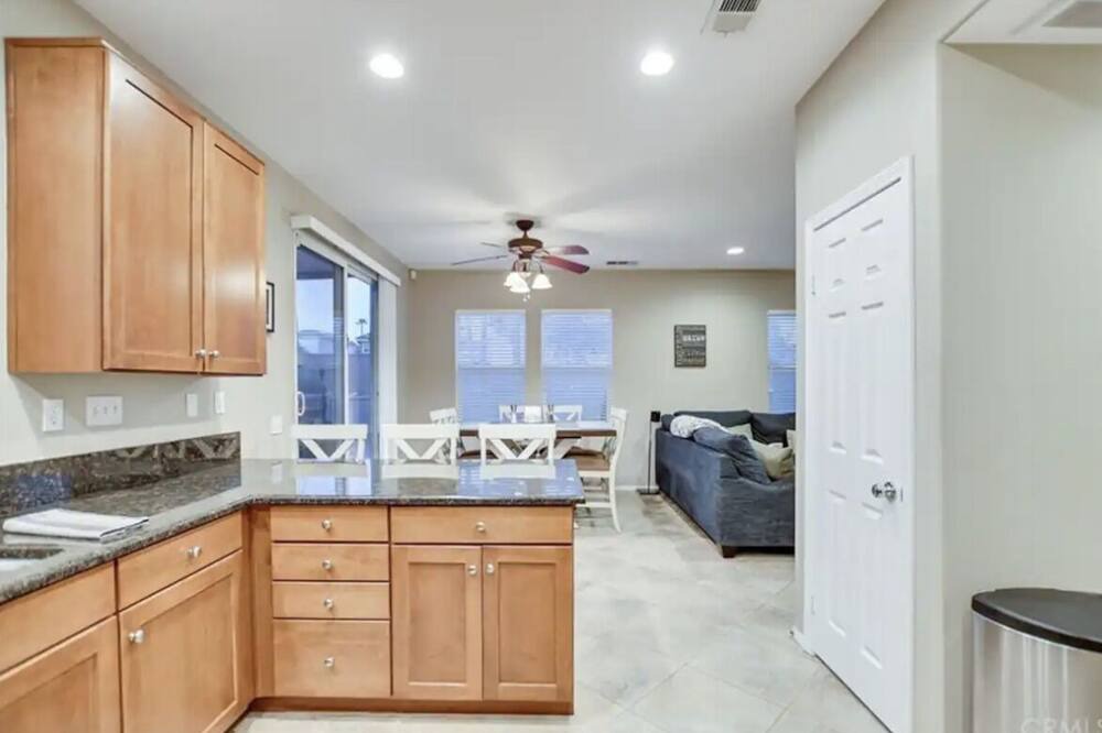 Photo of Kitchen in Jurupa Valley