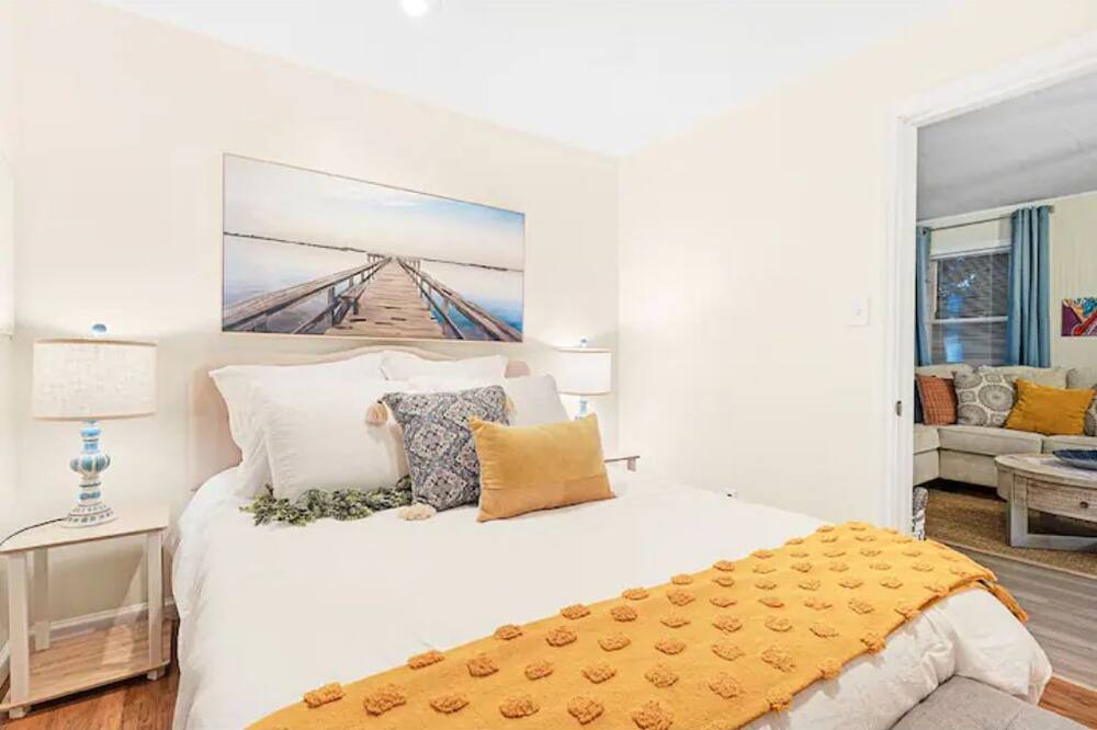 Photo of Bedroom in Blossvale