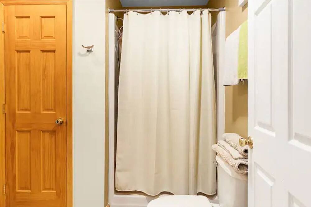 Photo of Bathroom in Blossvale