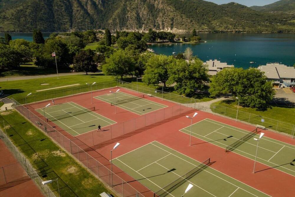 Photo of Others in Wapato Point