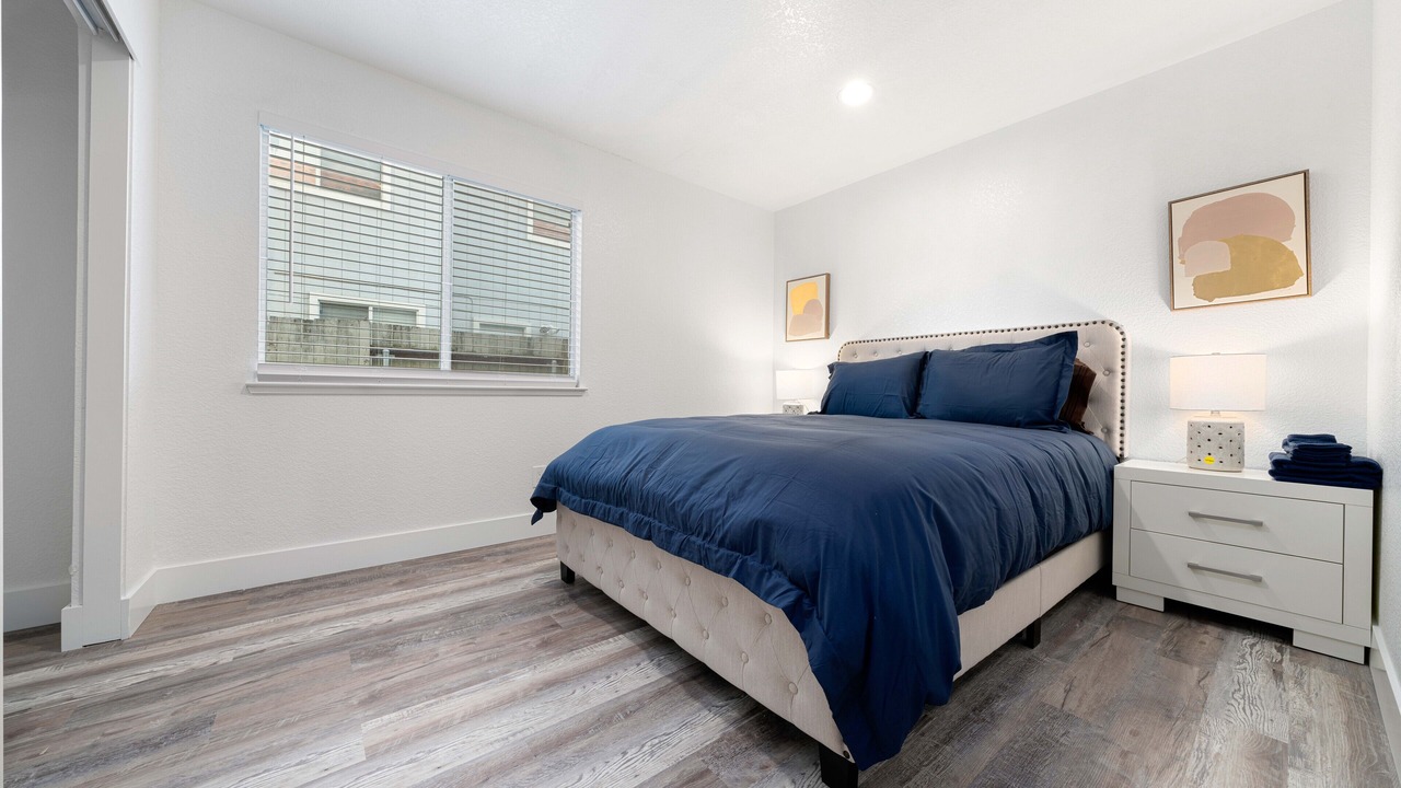 Photo of Others in Hood