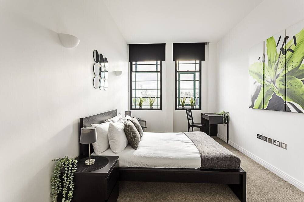 Photo of Bedroom in London Borough of Ealing