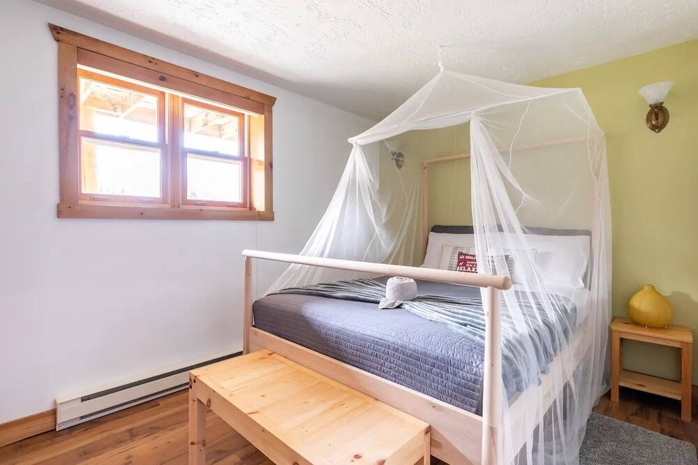 Photo of Bedroom in Pine Hill