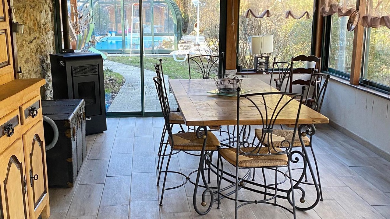 Photo of Others in Aucazein