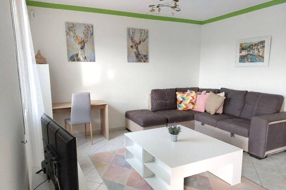 Photo of Livingroom in Saint-Nazaire