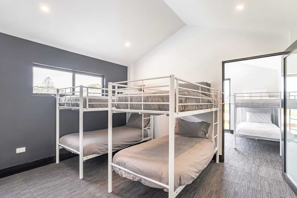 Photo of Others in Pitt Town