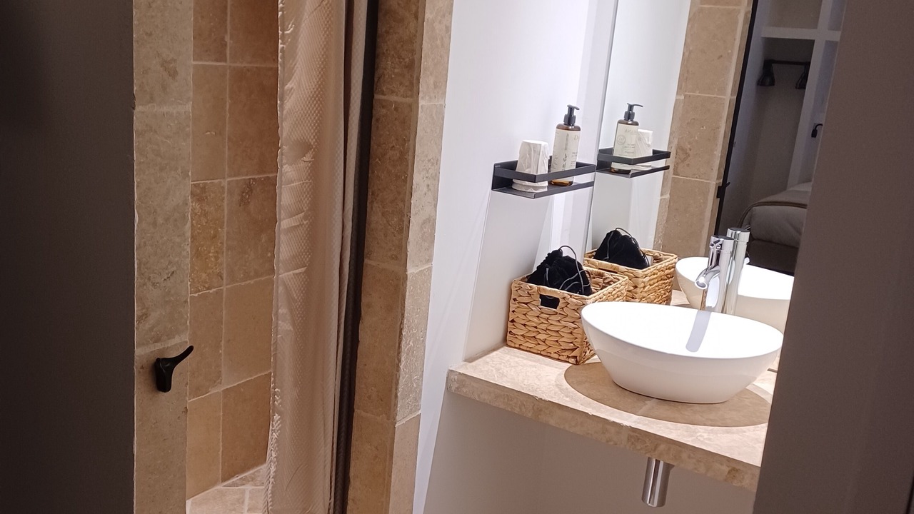 Photo of Bathroom in Quincie-en-Beaujolais