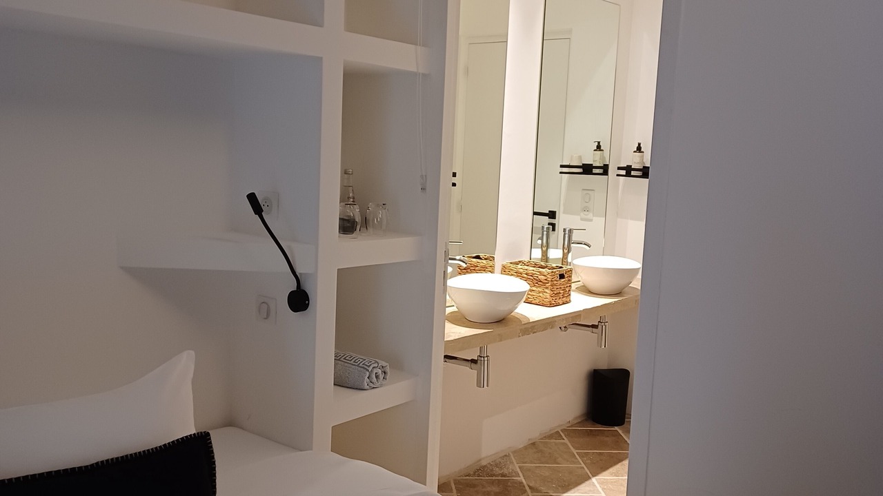 Photo of Bathroom in Quincie-en-Beaujolais