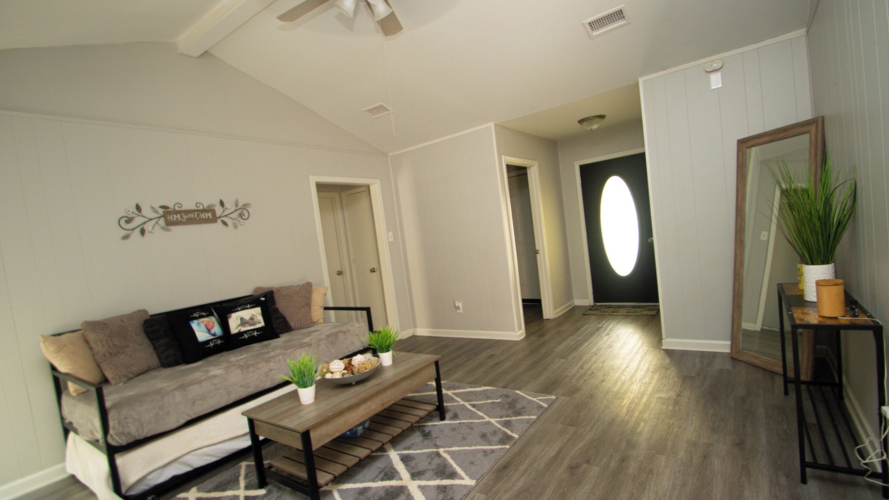 Photo of Livingroom in North Little Rock