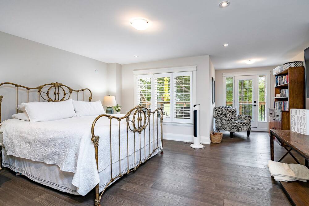 Photo of Bedroom in Wasaga Beach