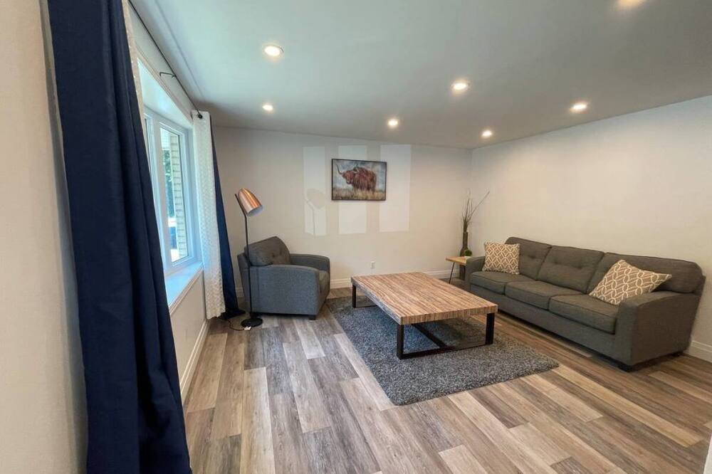 Photo of Livingroom in Byron