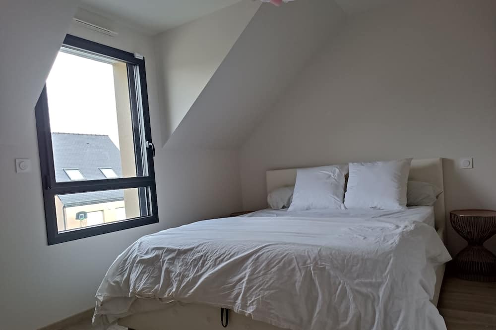 Photo of Bedroom in Saint-Samson-sur-Rance