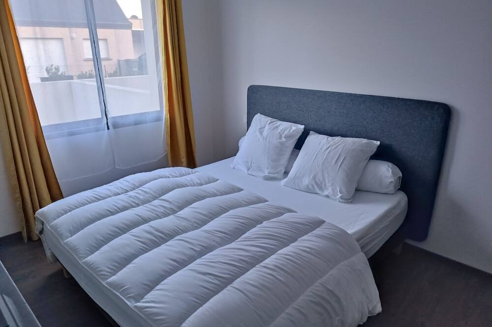 Photo of Bedroom in Saint-Samson-sur-Rance
