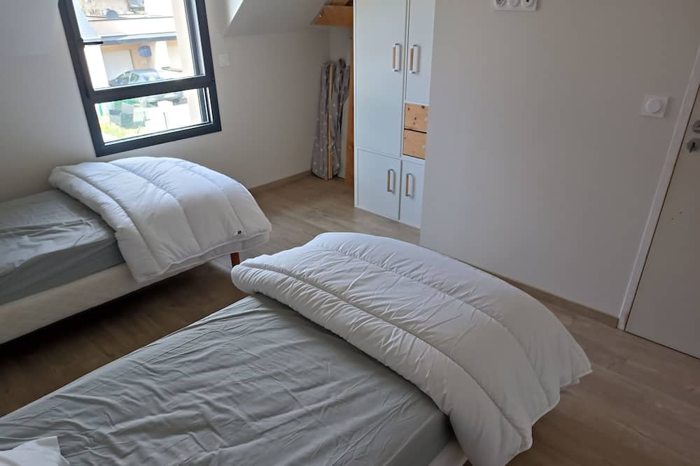 Photo of Bedroom in Saint-Samson-sur-Rance