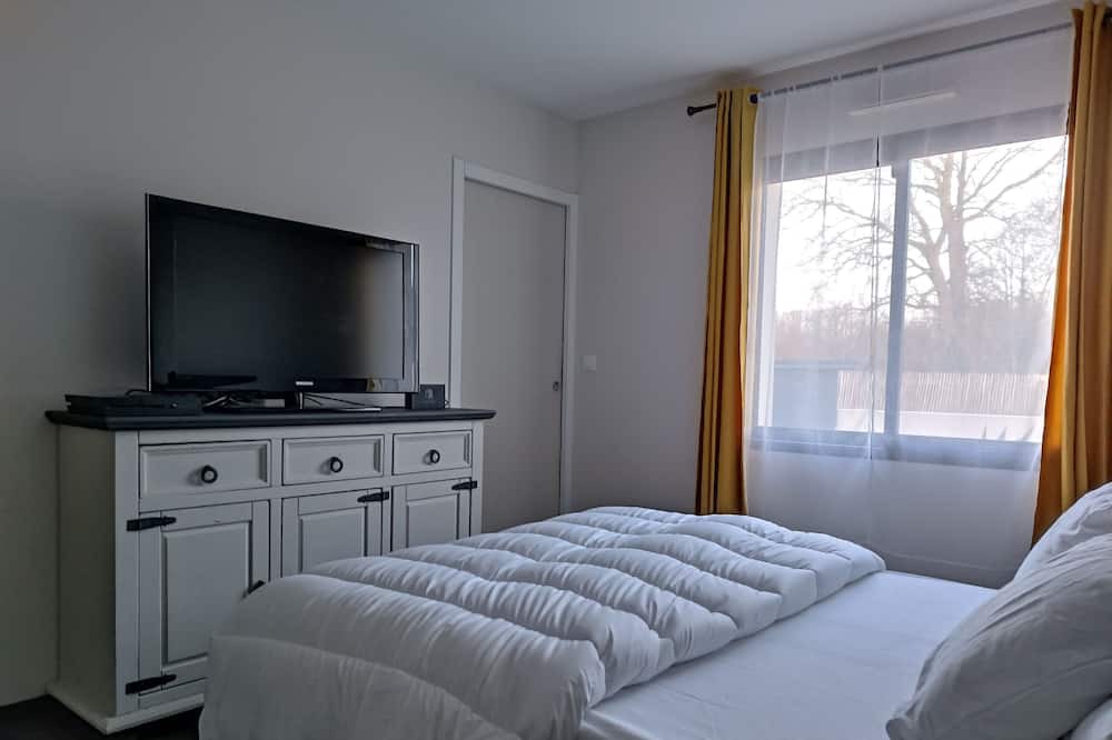 Photo of Bedroom in Saint-Samson-sur-Rance