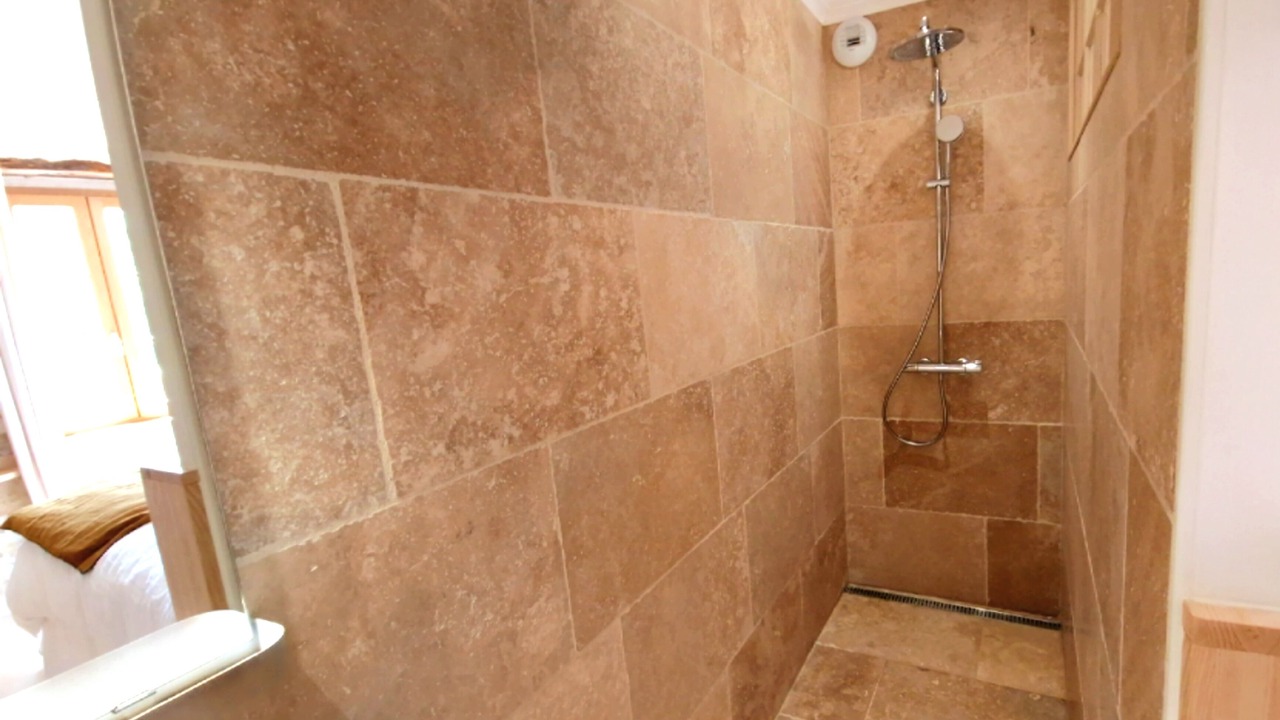 Photo of Bathroom in Castelnau-Barbarens