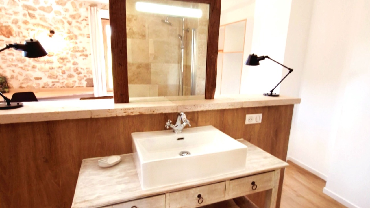 Photo of Bathroom in Castelnau-Barbarens