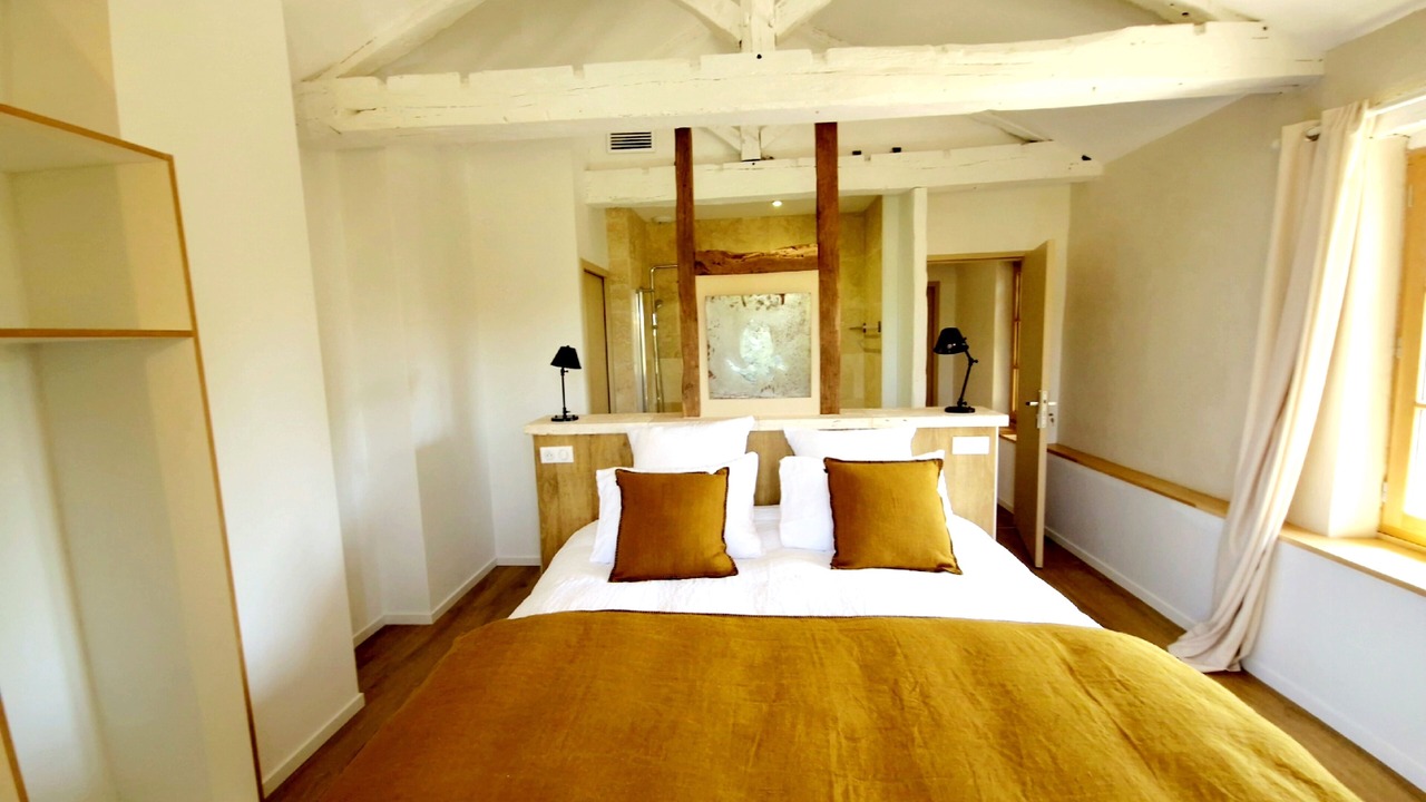 Photo of Bedroom in Castelnau-Barbarens