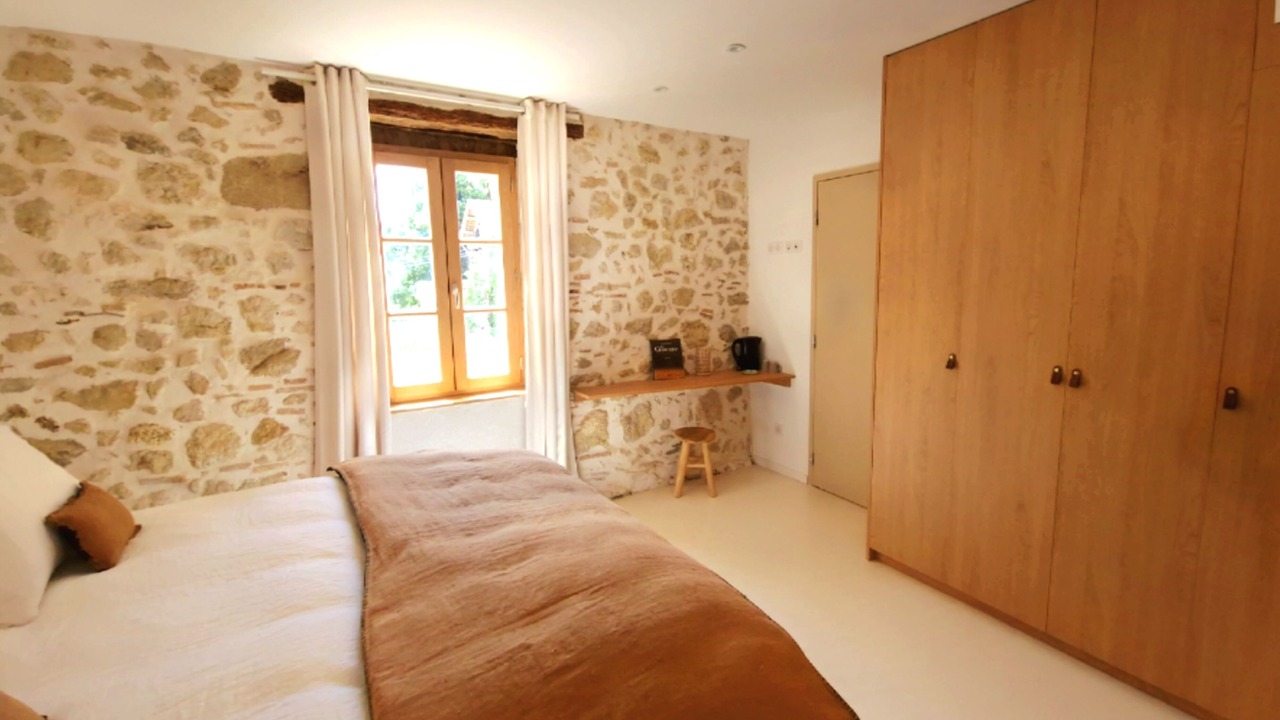 Photo of Bedroom in Castelnau-Barbarens