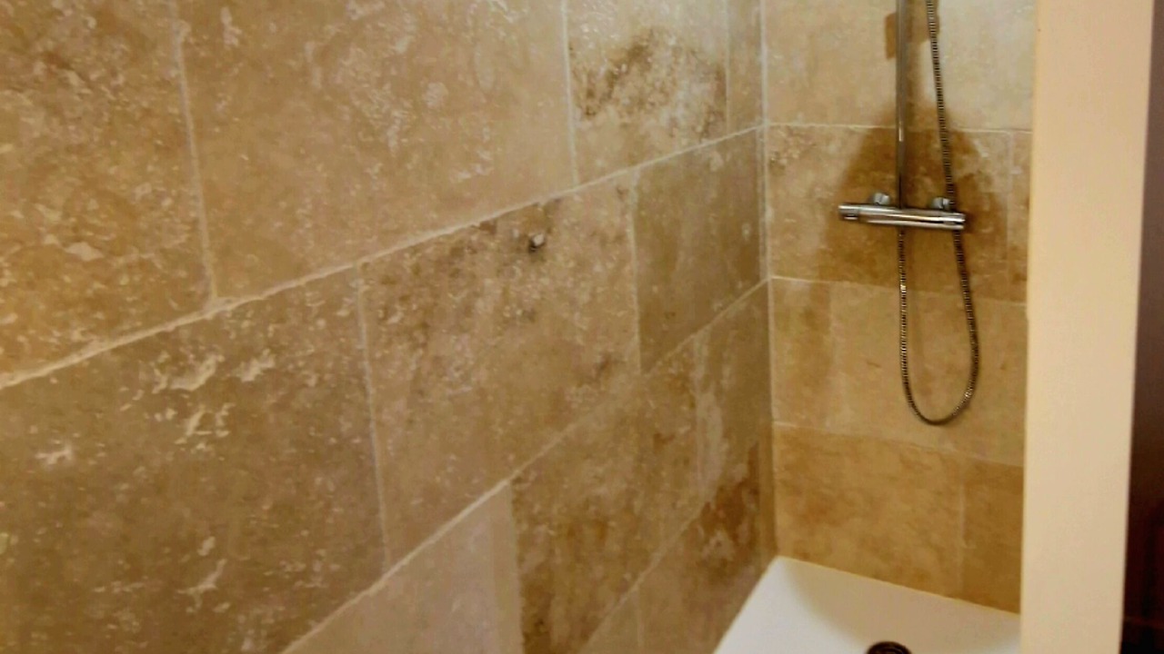 Photo of Bathroom in Castelnau-Barbarens