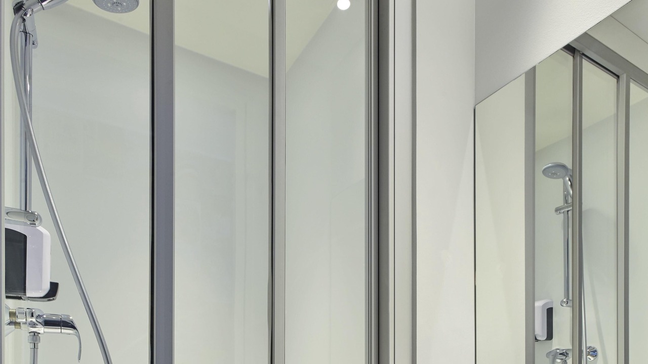 Photo of Bathroom in Coquelles