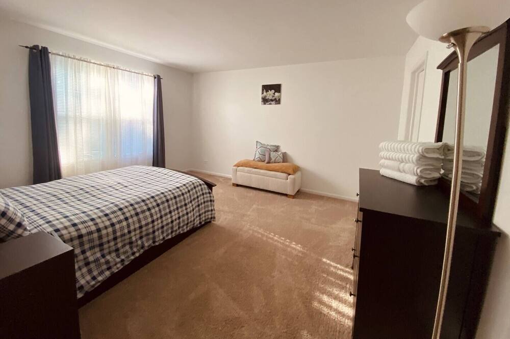 Photo of Bedroom in Carpentersville