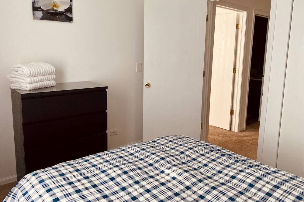 Photo of Bedroom in Carpentersville