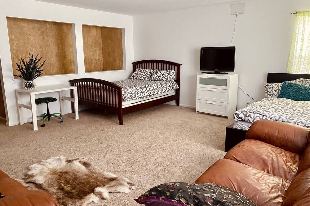 Photo of Livingroom in Carpentersville