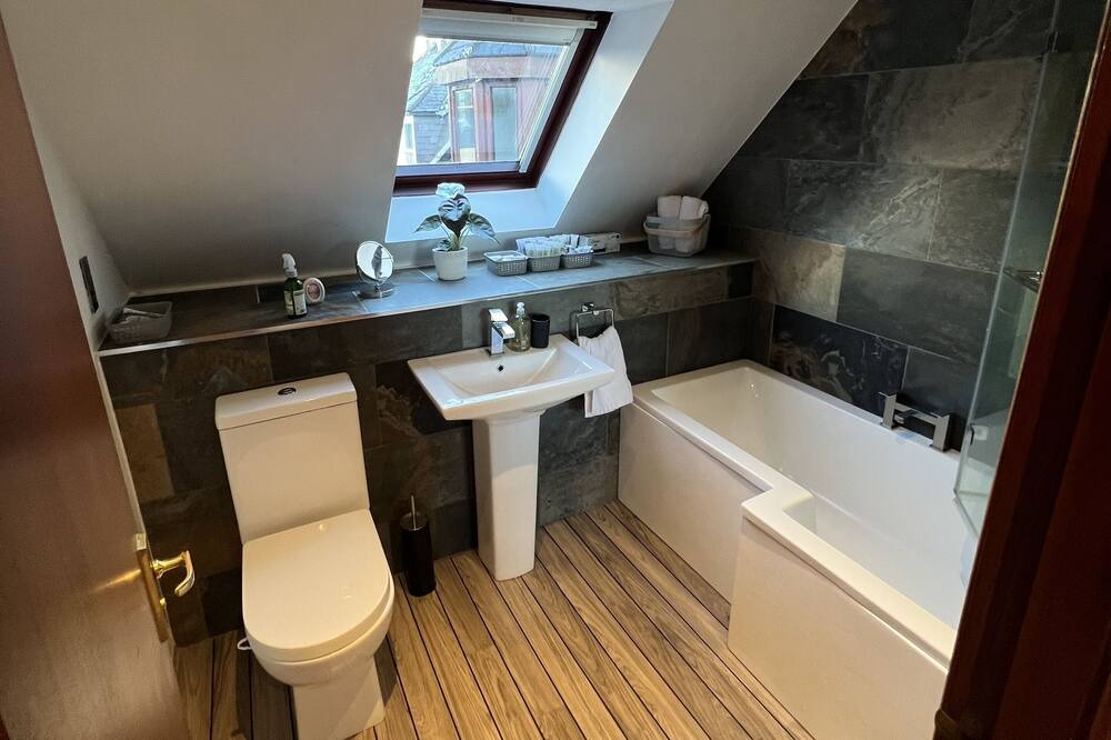 Photo of Others in Ellon