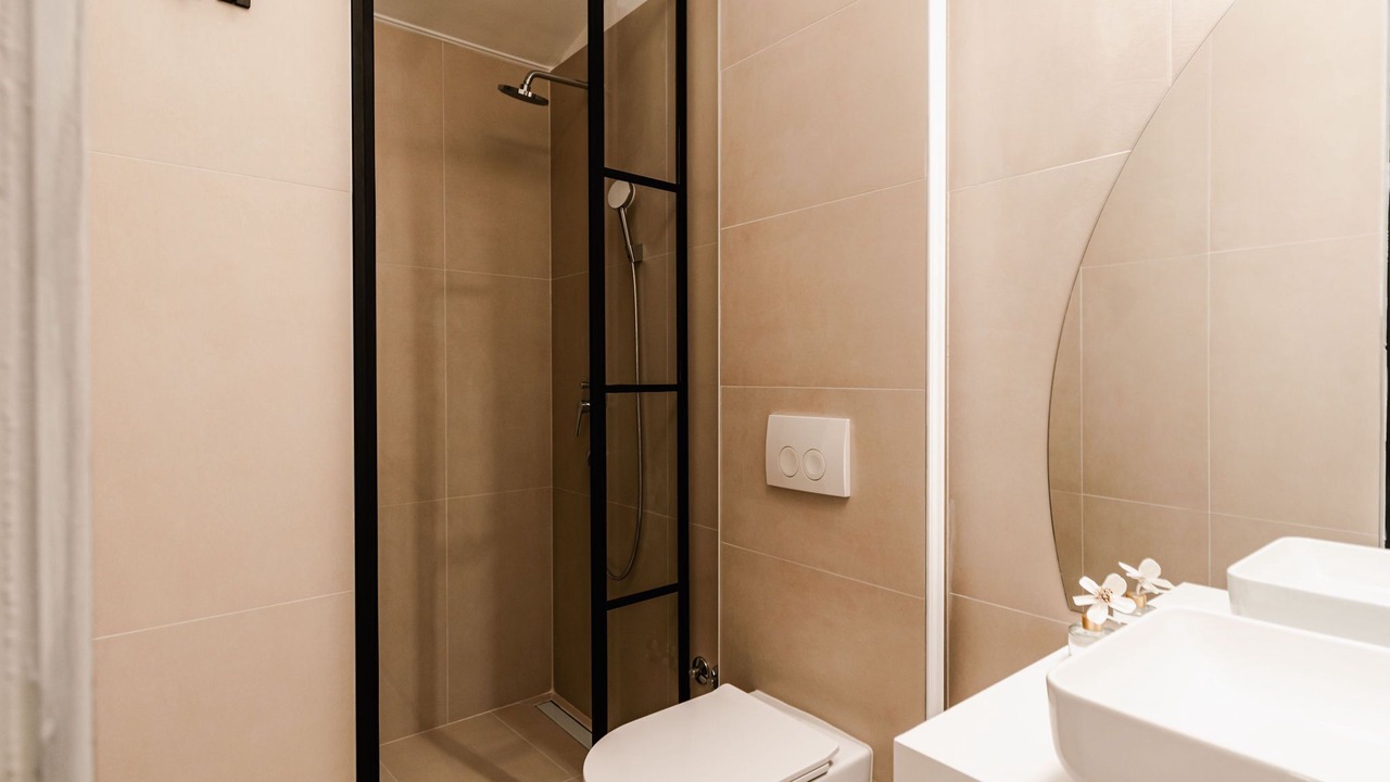 Photo of Bathroom in Grad