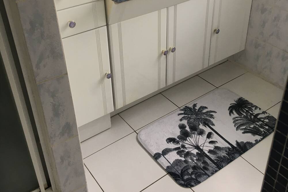 Photo of Bathroom in Poligny