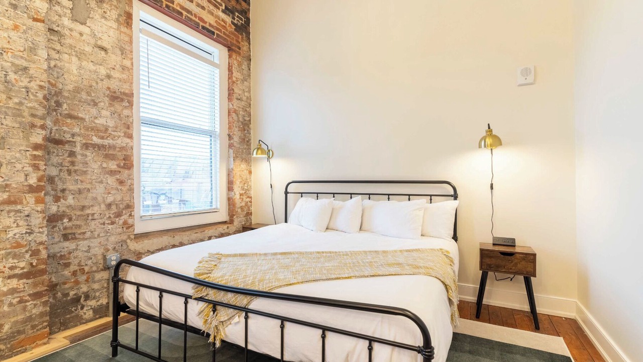 Photo of Bedroom in Frankfort