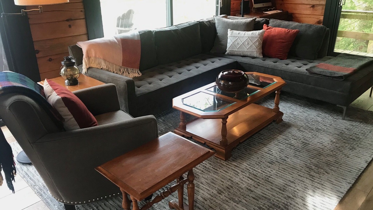 Photo of Livingroom in Irondale