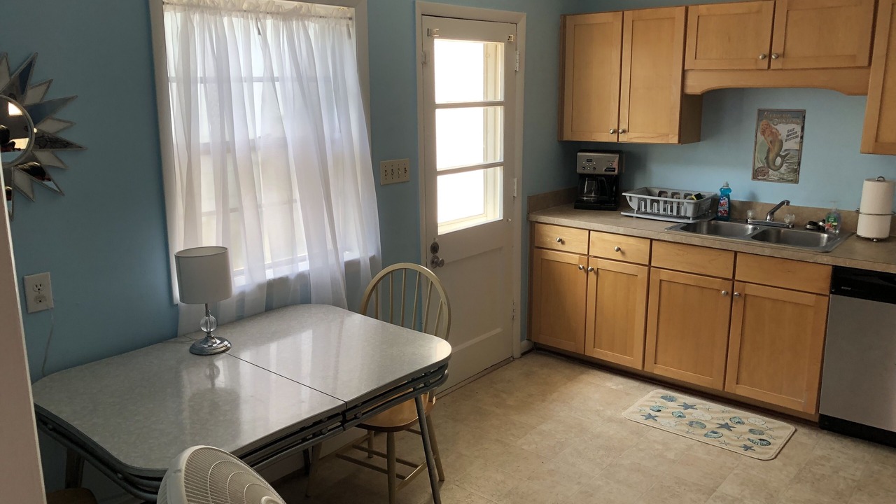 Photo of Others in Cottage Line