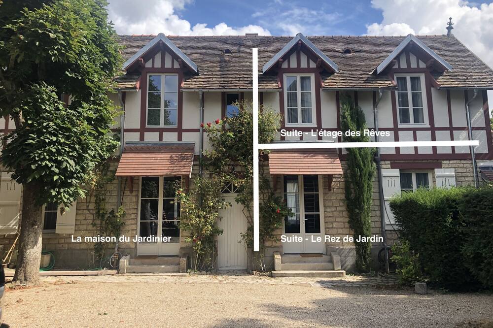 Photo of Outdoor in Vaux-sur-Seine