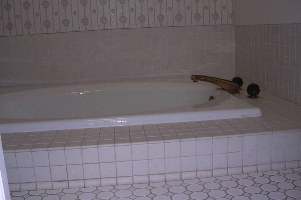 Photo of Bathroom in Huntington