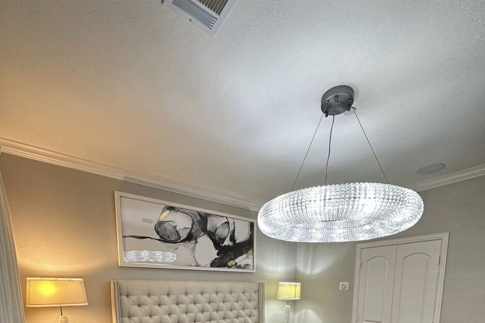 Photo of Bedroom in Legacy Town Center North