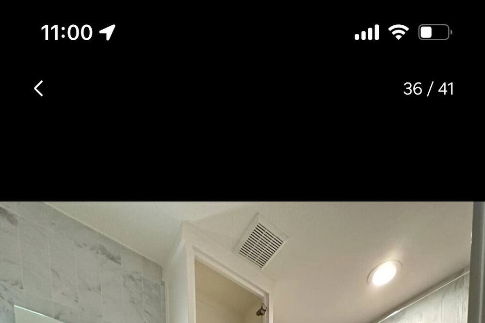 Photo of Bathroom in Legacy Town Center North