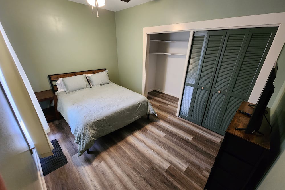 Photo of Bedroom in Wapakoneta