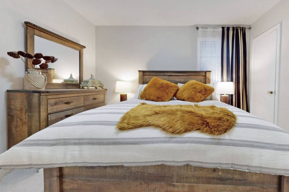 Photo of Bedroom in Richmond Hill