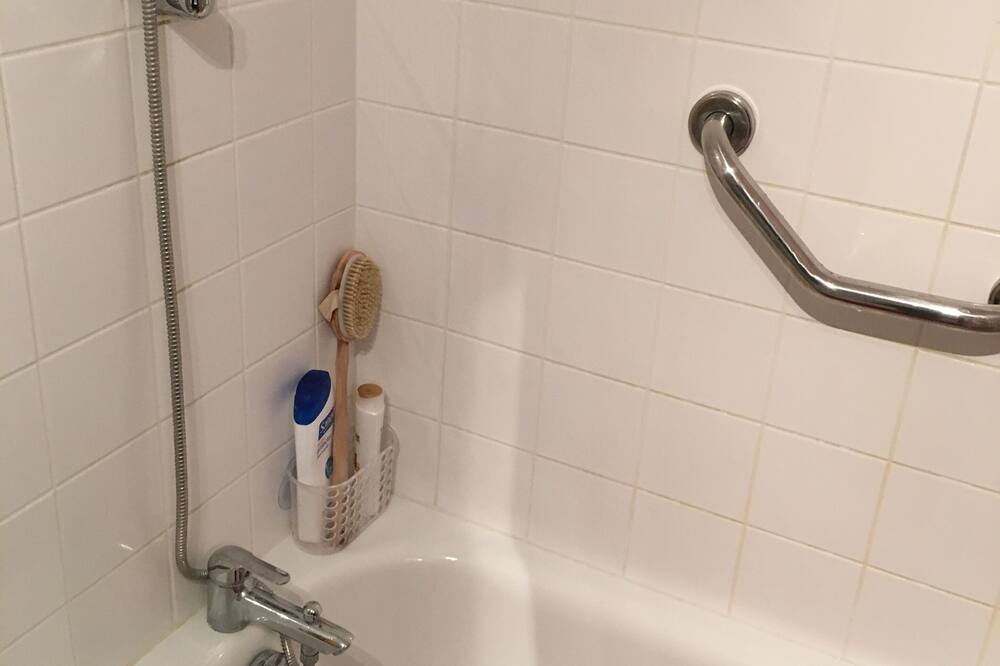 Photo of Bathroom in Saint-Charles du Port