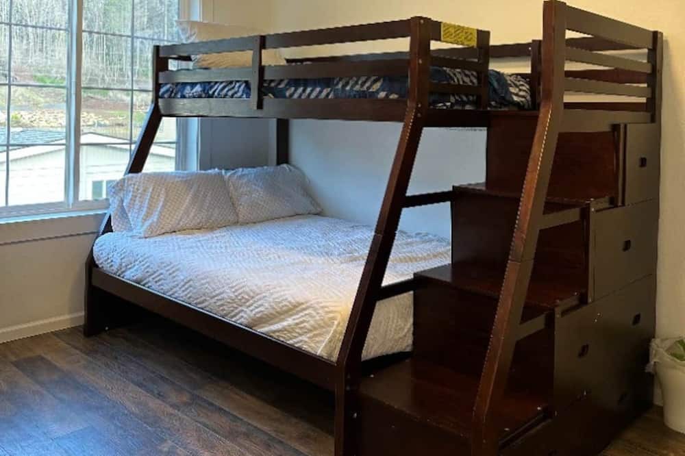 Photo of Bedroom in Mill City