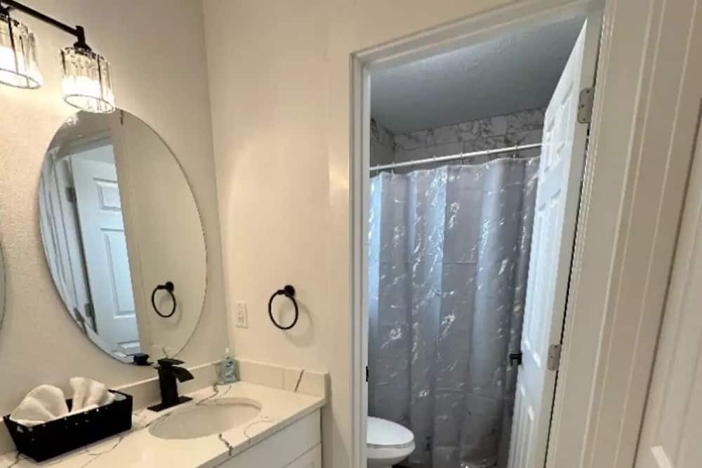 Photo of Bathroom in Mill City