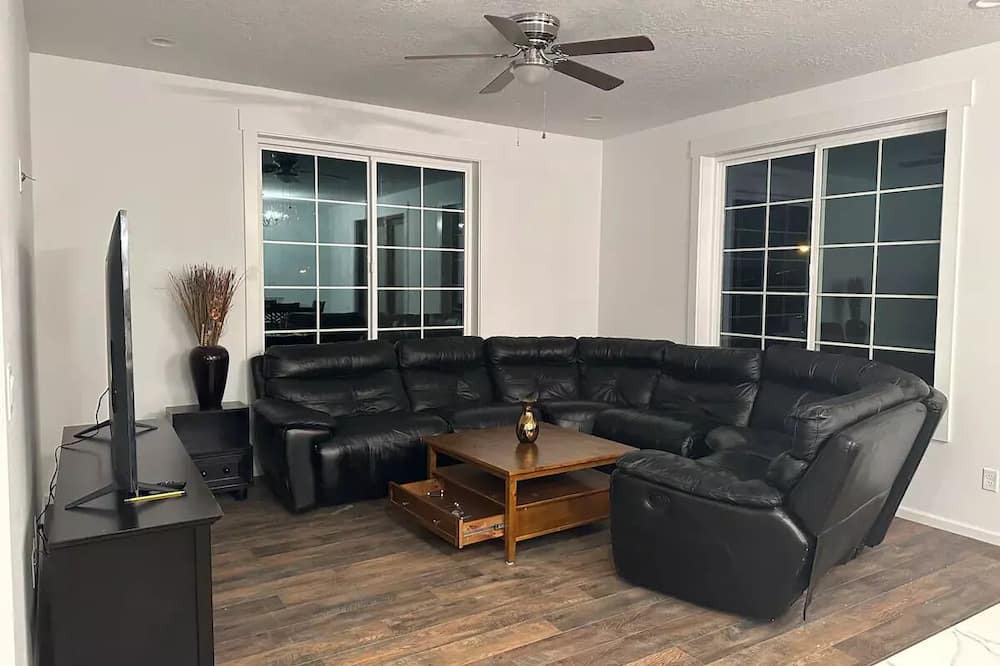 Photo of Others in Mill City