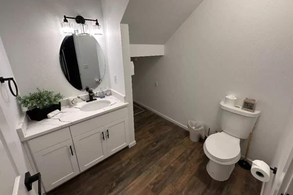 Photo of Bathroom in Mill City